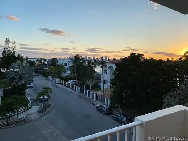 1455 N Treasure Dr # 4N, North Bay Village FL 33141 photo 3