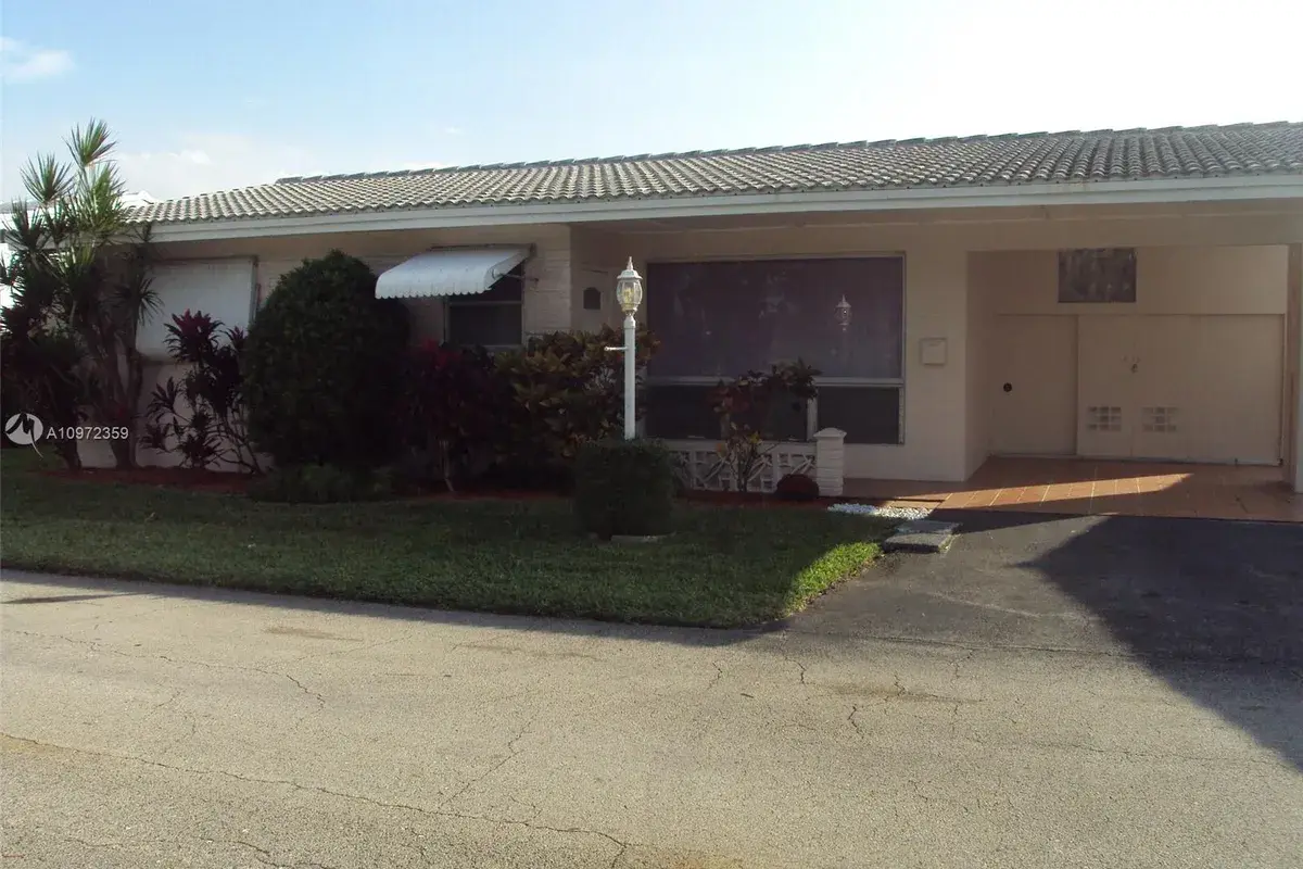 3162 Sheridan Ln # 161, Hollywood FL 33021