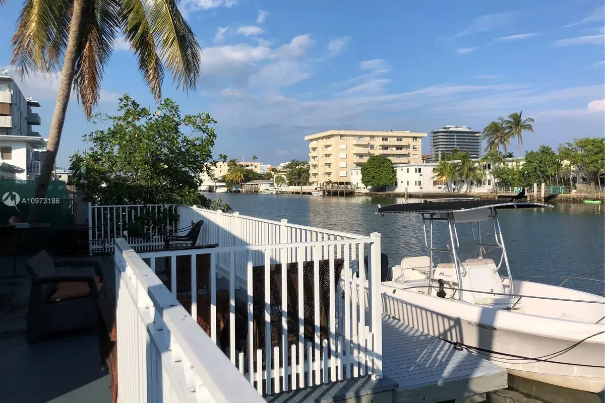 8221 Crespi Blvd, Miami Beach FL 33141