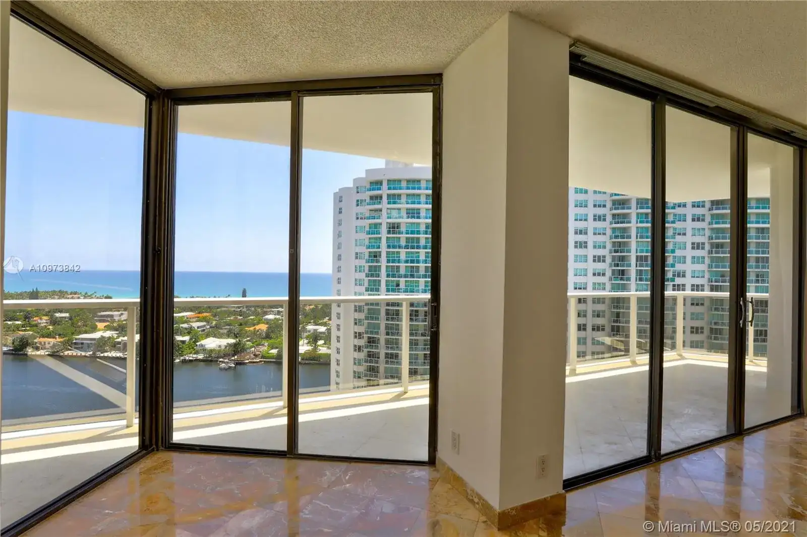 20281 E Country Club Dr # 201, Aventura FL 33180 photo 4