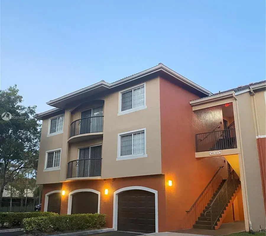4177 N Haverhill Rd # 808, West Palm Beach FL 33417