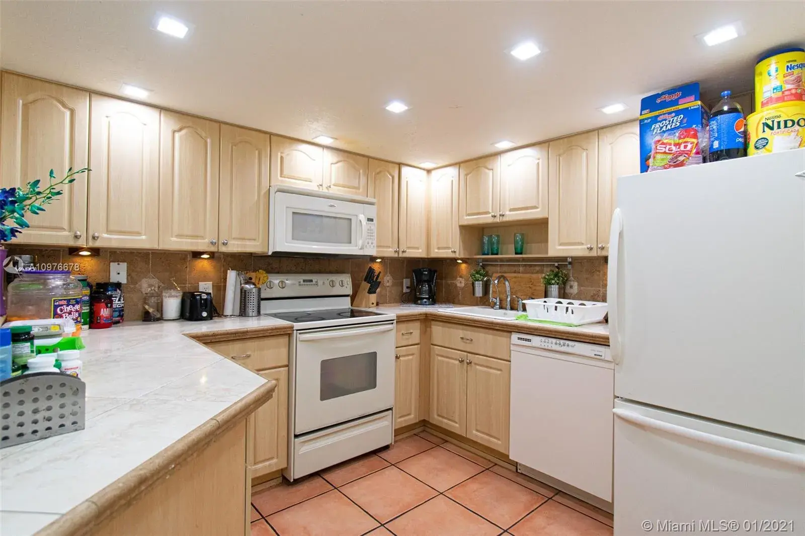 1650 NE 115th St # 601, Miami FL 33181