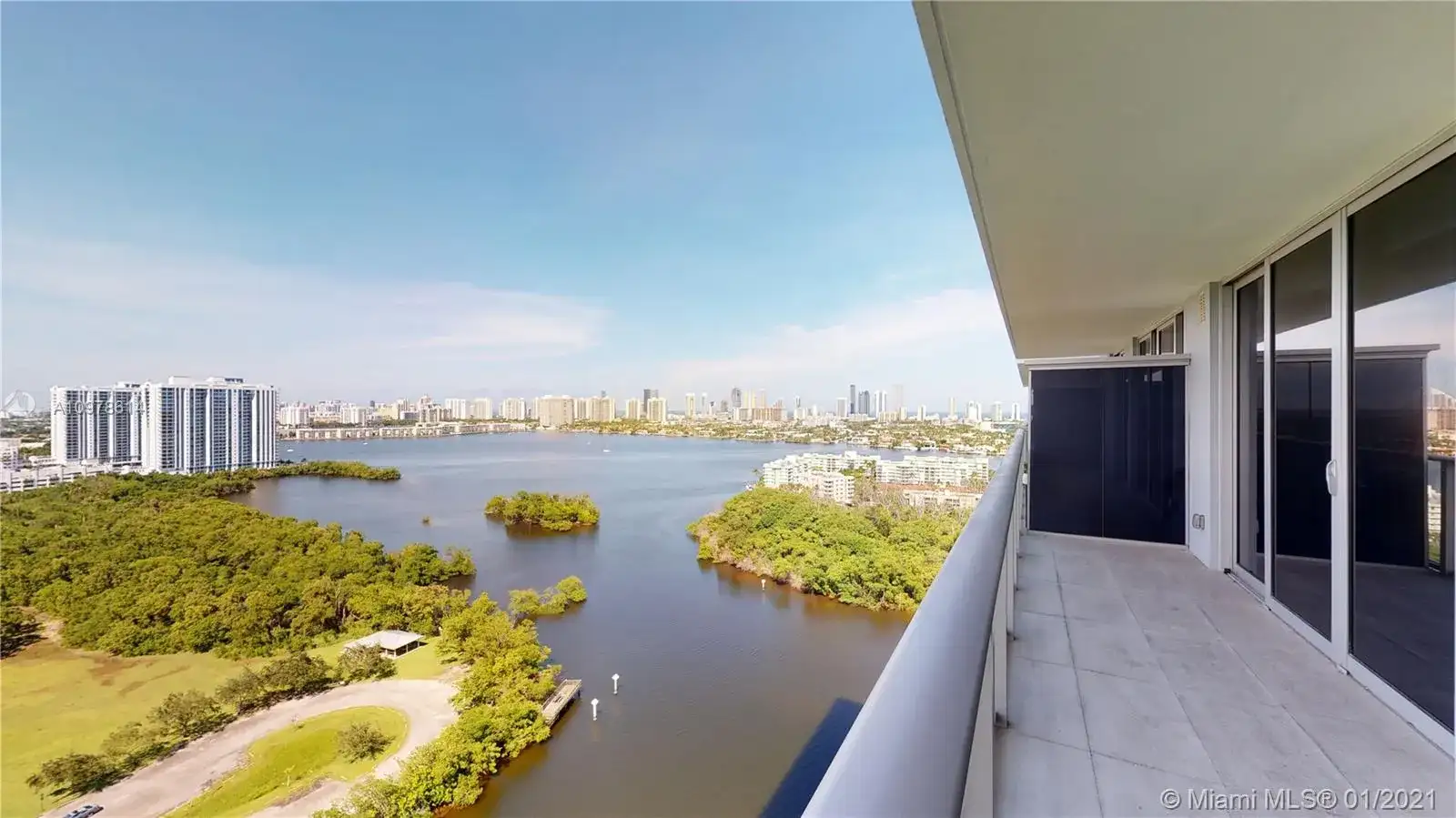 16385 Biscayne Blvd # 2104, North Miami Beach FL 33160 photo 4