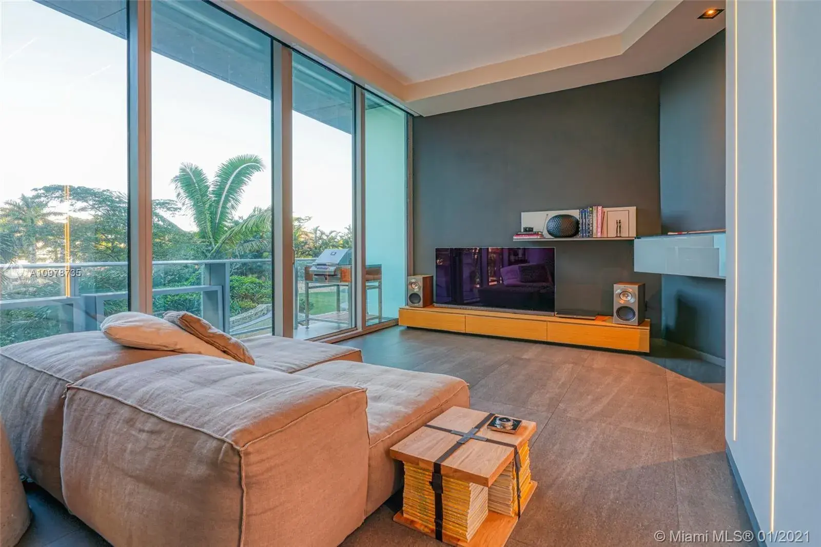 2669 S Bayshore Dr # 304N, Miami FL 33133