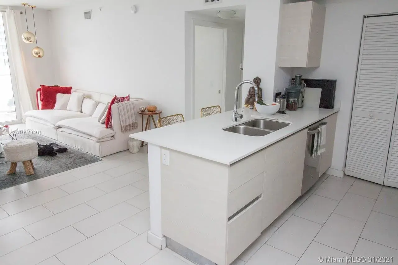 4250 Biscayne Blvd # 916, Miami FL 33137
