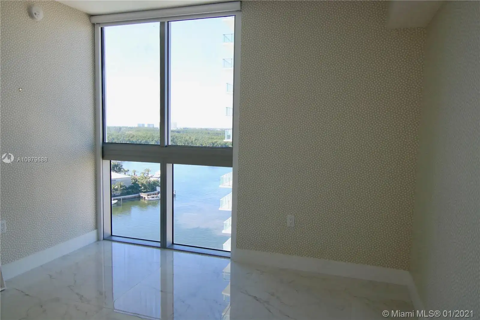 300 Sunny Isles Blvd # 1208, Sunny Isles Beach FL 33160 photo 4