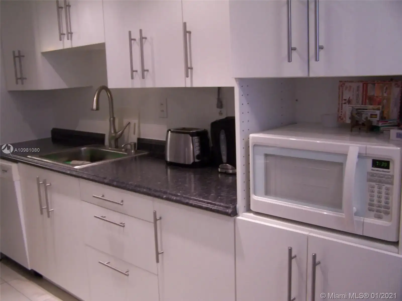 2900 NW 48th Ter # 205, Lauderdale Lakes FL 33313 photo 2