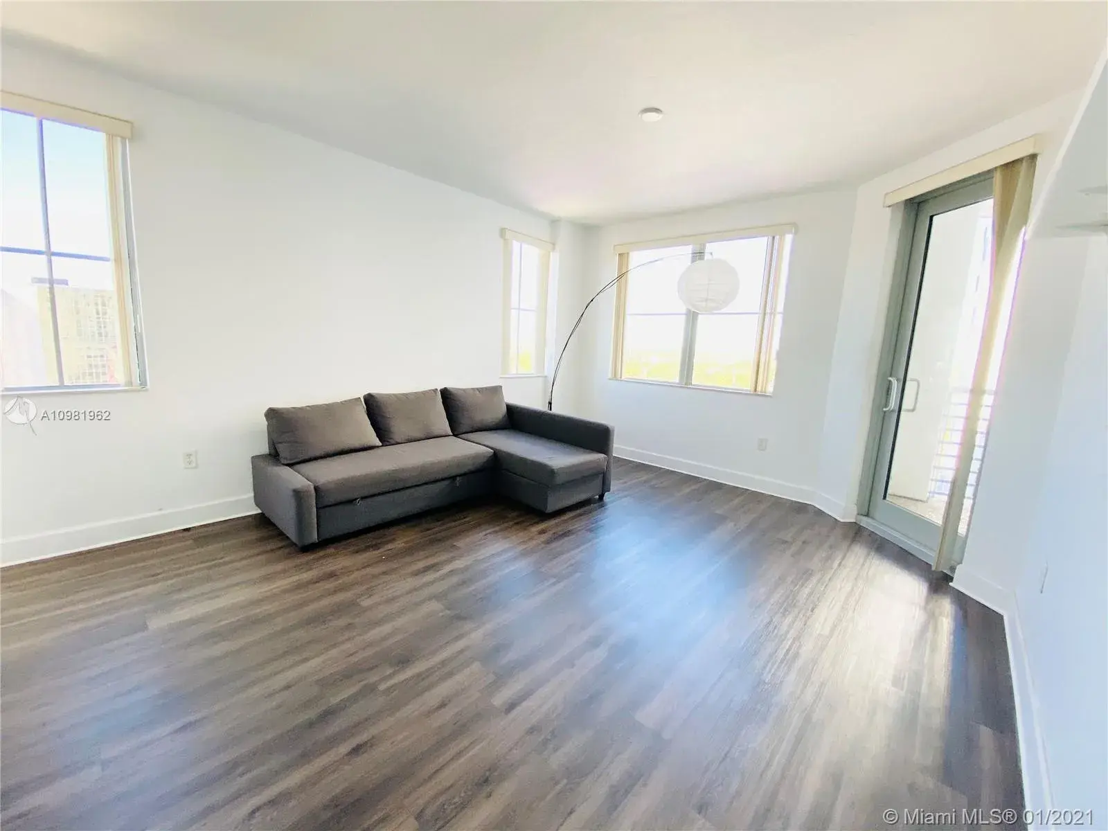 1830 Radius Dr # 1001, Hollywood FL 33020