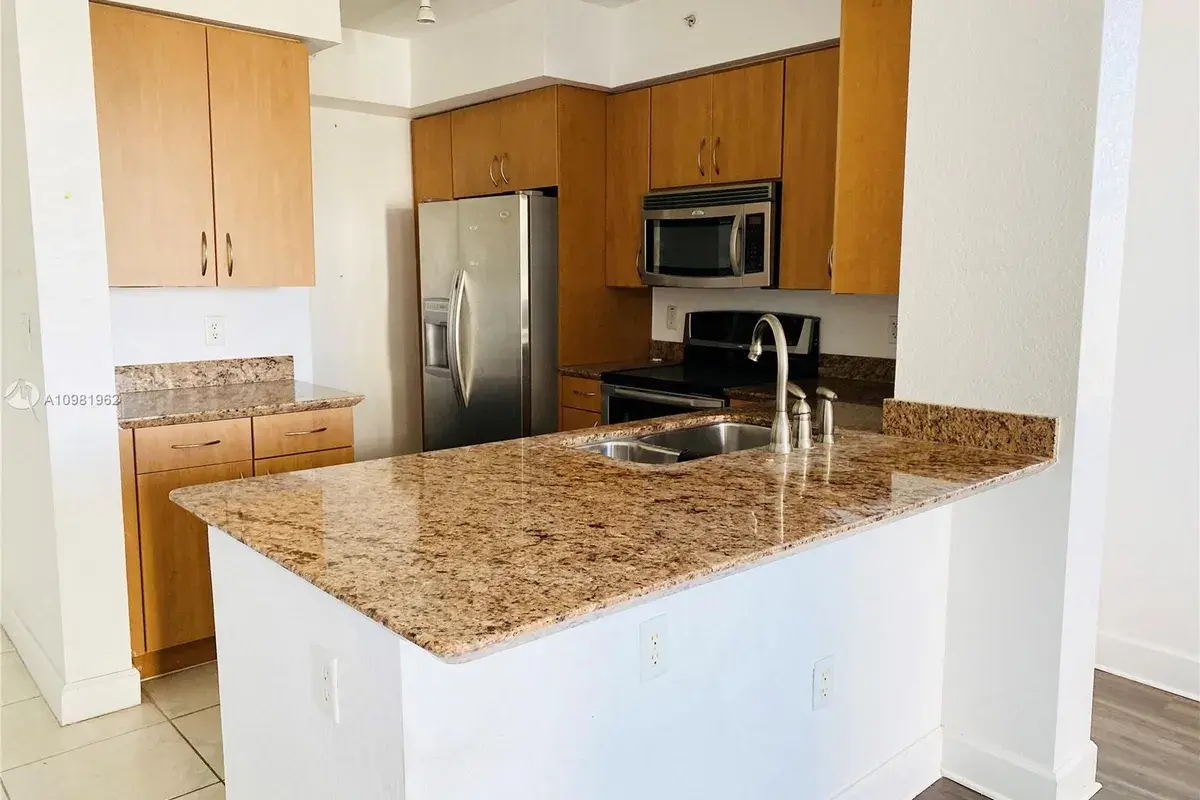 1830 Radius Dr # 1001, Hollywood FL 33020