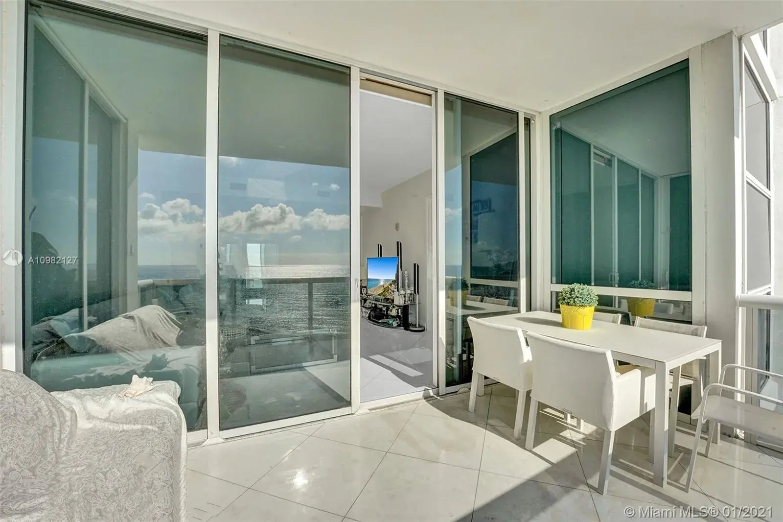 18101 Collins Ave # 907, Sunny Isles Beach FL 33160