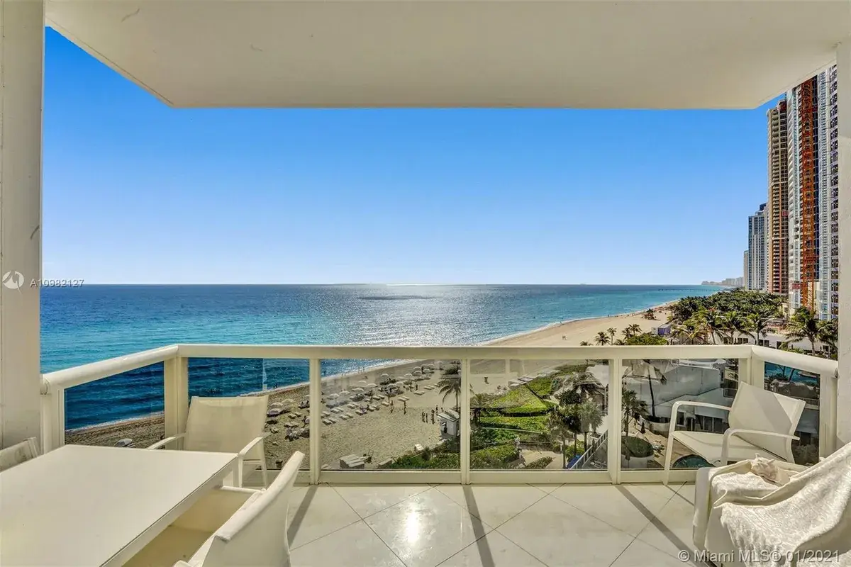 18101 Collins Ave # 907, Sunny Isles Beach FL 33160