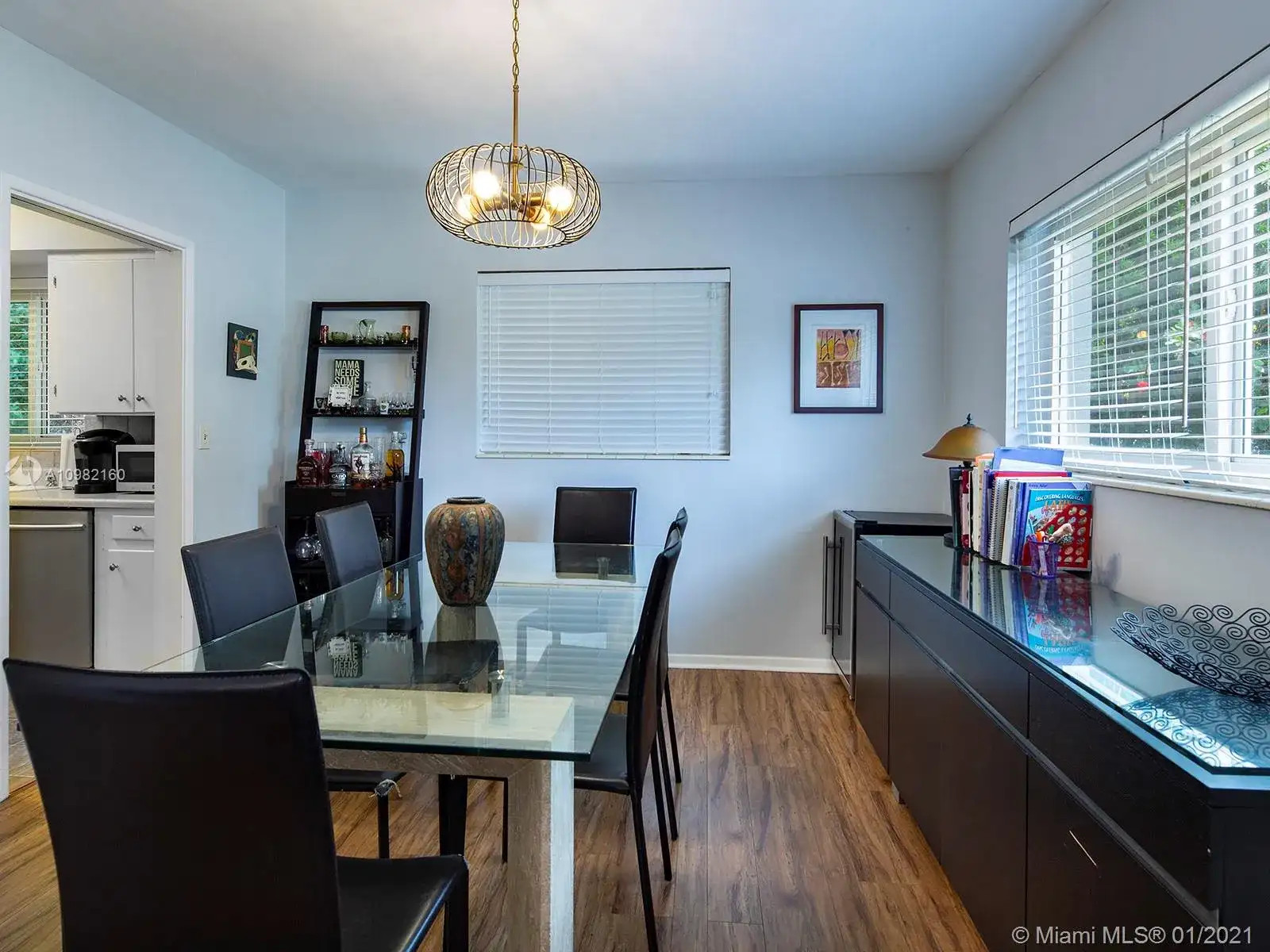 10658 NE 11th Ave, Miami Shores FL 33138 photo 3