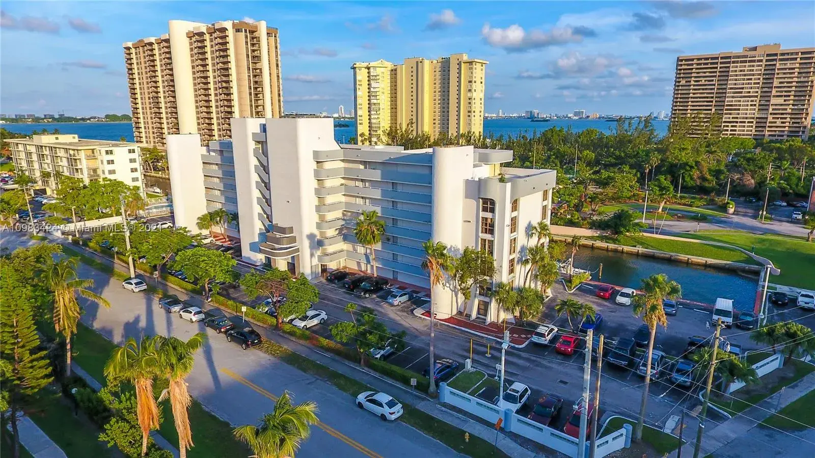 1650 NE 115th St # 505, Miami FL 33181