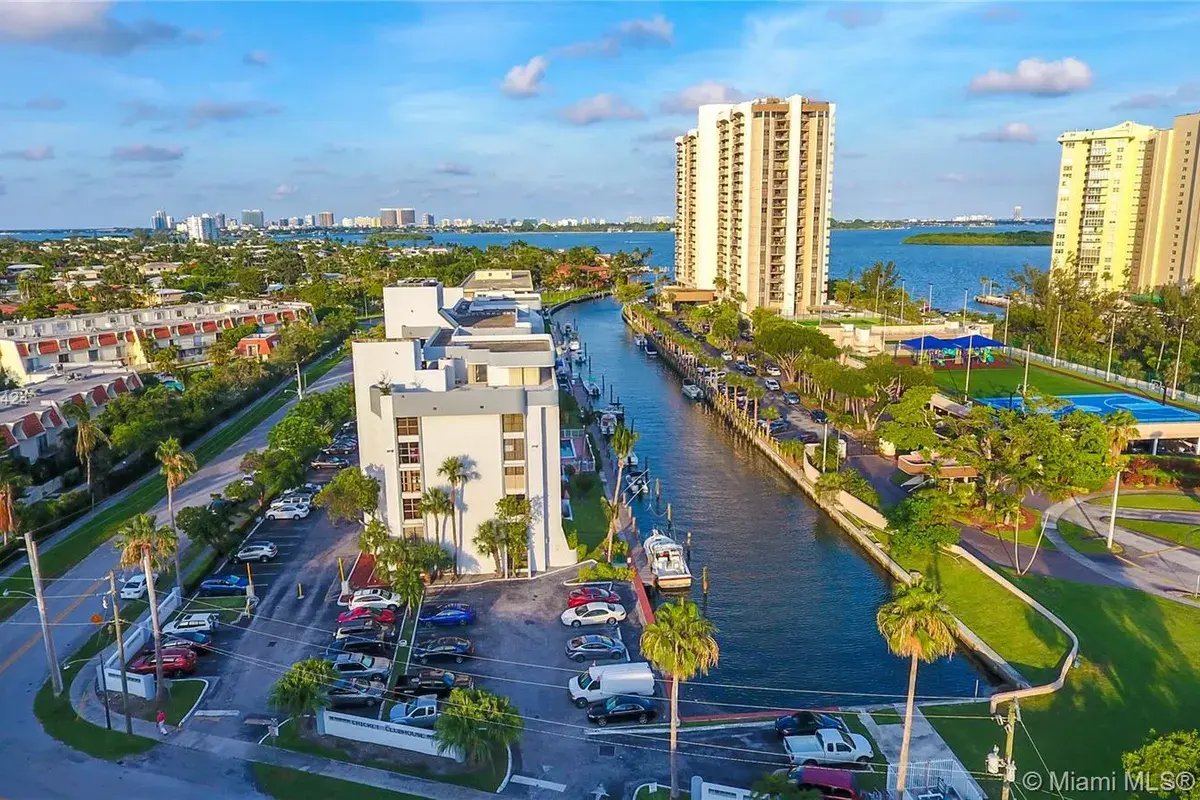 1650 NE 115th St # 505, Miami FL 33181