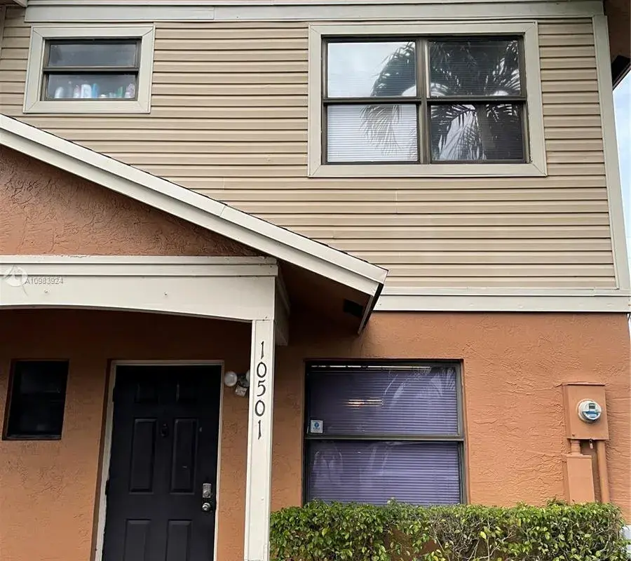 10501 NW 8th St # 10501, Pembroke Pines FL 33026