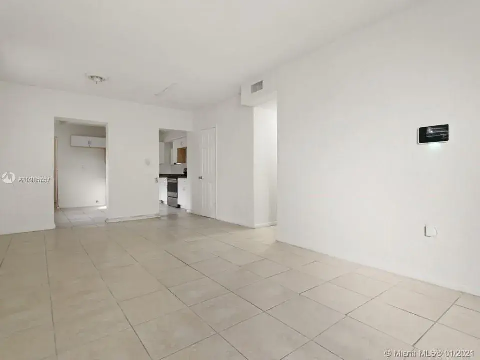 813 SW 5th St, Homestead FL 33030
