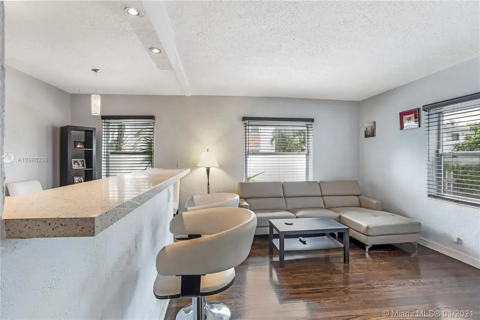 1 bedroom 1 bath Residential for sale at 1001 7th St # 104, Miami Beach FL 33139