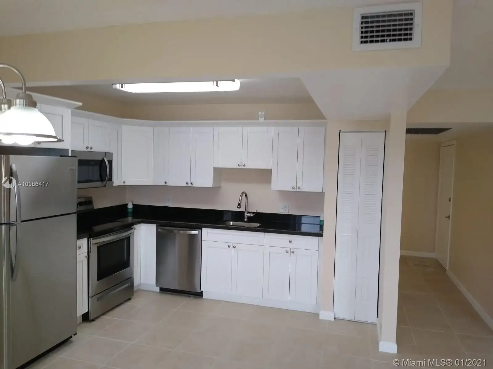 400 SW 134th Way # 408F, Pembroke Pines FL 33027 photo 3