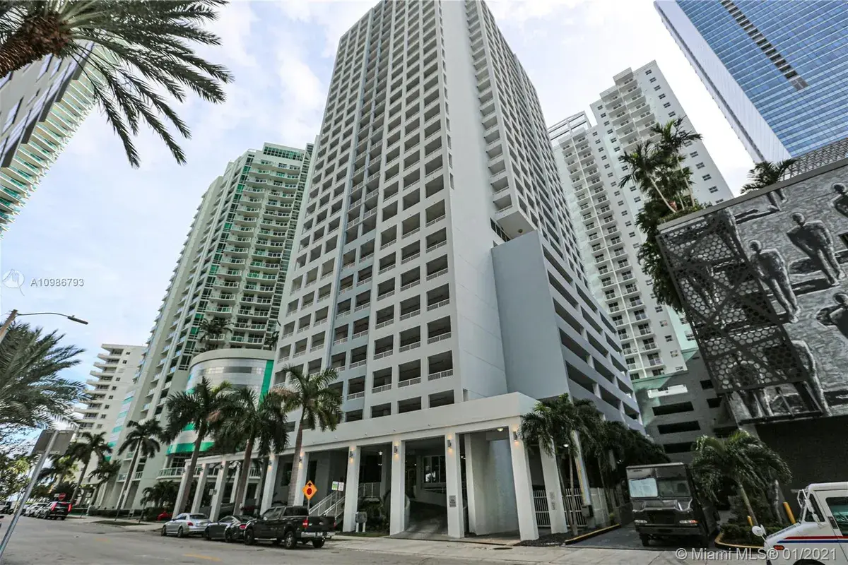 170 SE 14th St # 2207, Miami FL 33131