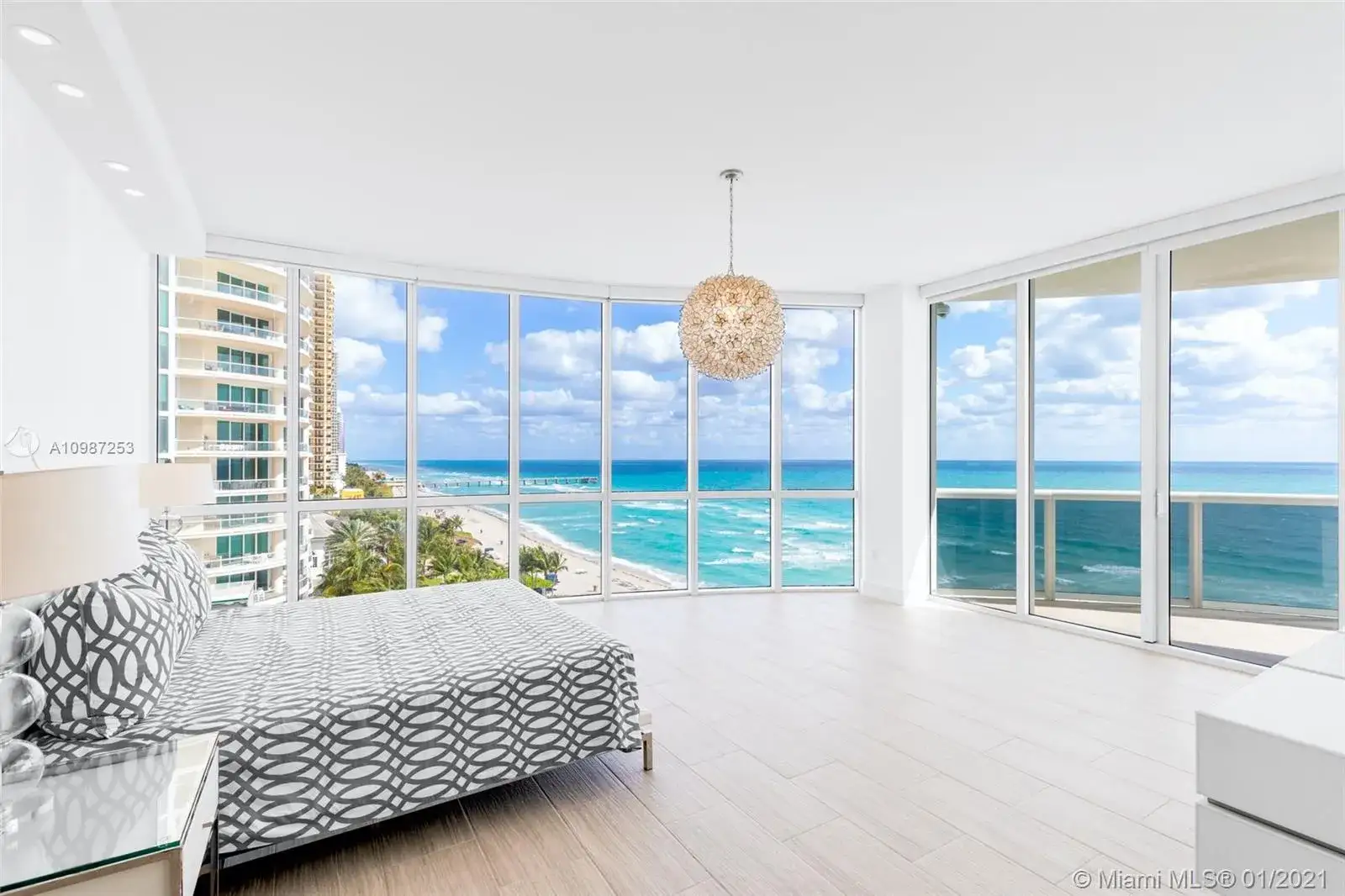 16001 Collins Ave # 701, Sunny Isles Beach FL 33160