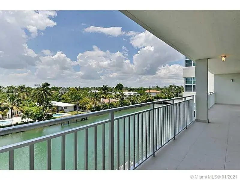 9500 W Bay Harbor Dr # 5B, Bay Harbor Islands FL 33154