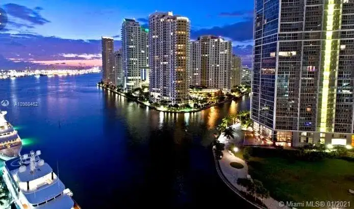 200 Biscayne Boulevard Way # 1408, Miami FL 33131 photo 2