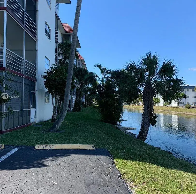 4851 NW 21st St # 301, Lauderhill FL 33313
