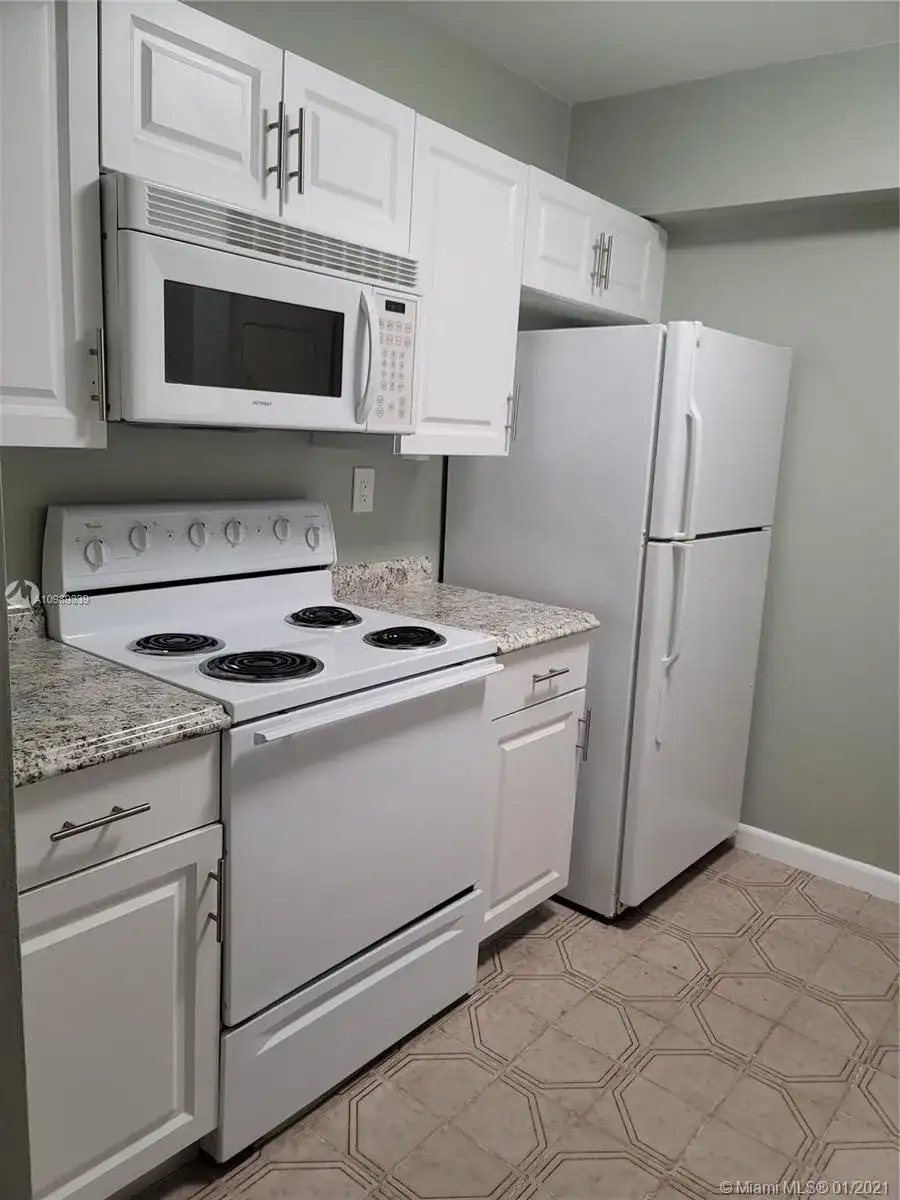200 NW 107th Ave # 104, Miami FL 33172 photo 5