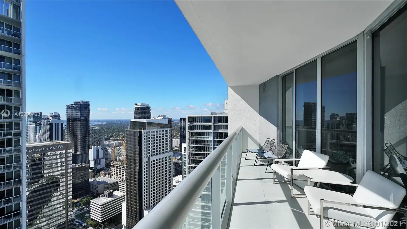 475 Brickell Ave # 5109, Miami FL 33131 photo 2