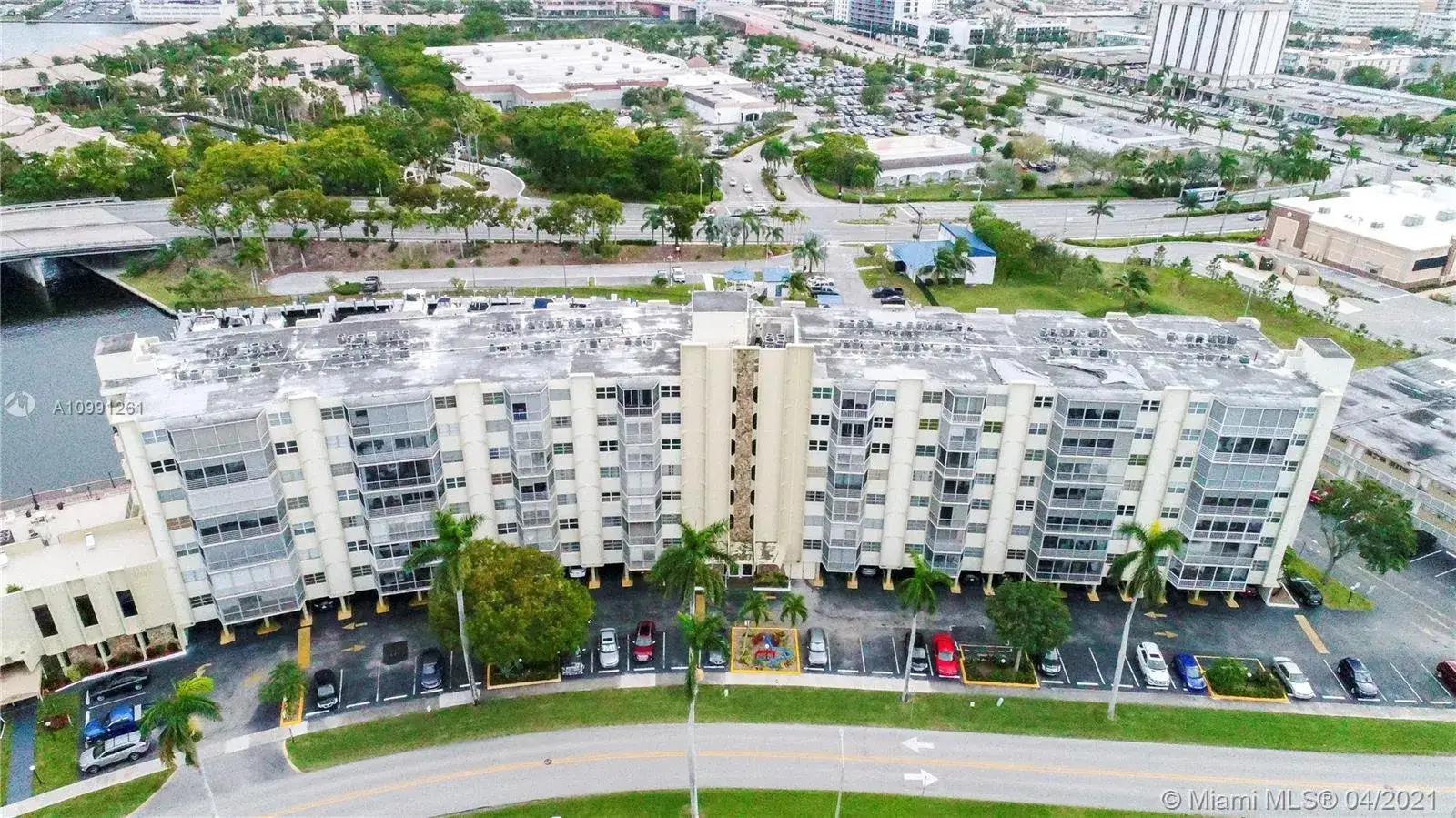 200 Diplomat Pkwy # 433, Hallandale Beach FL 33009
