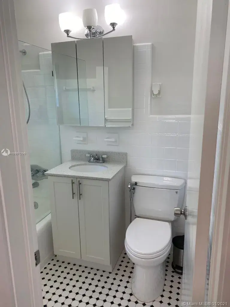 18820 NW 7th Ave # 1, Miami Gardens FL 33169