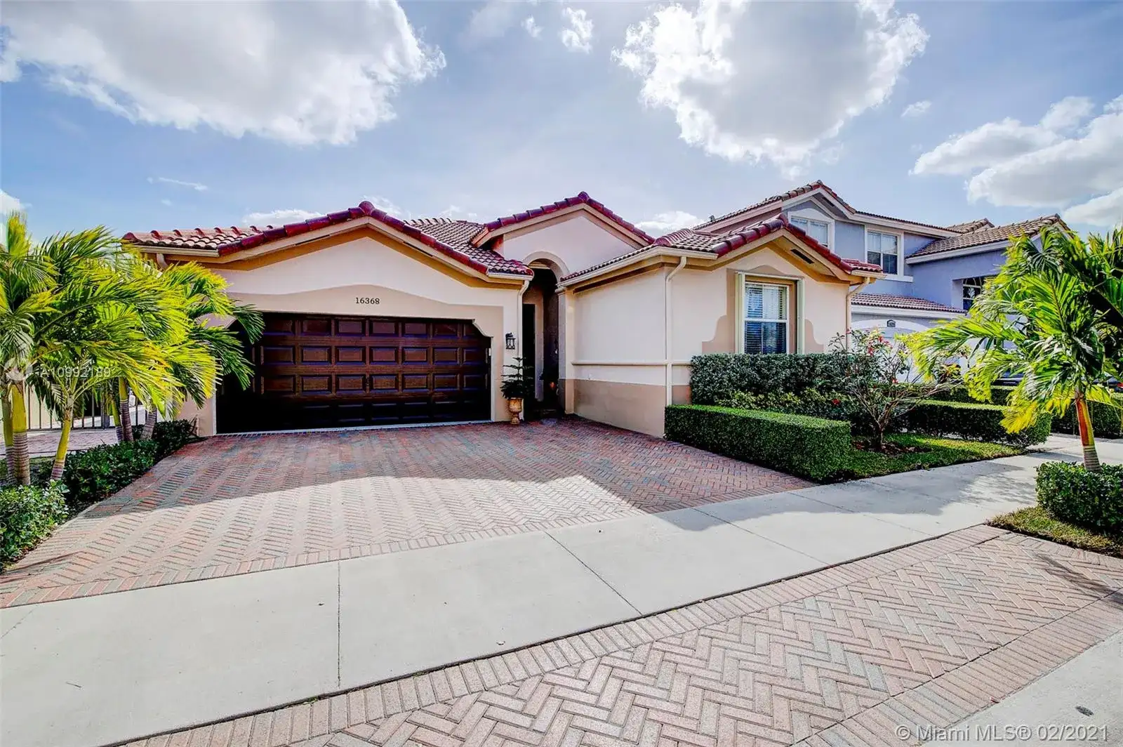 16368 SW 43rd Ter, Kendall FL 33185 photo 2