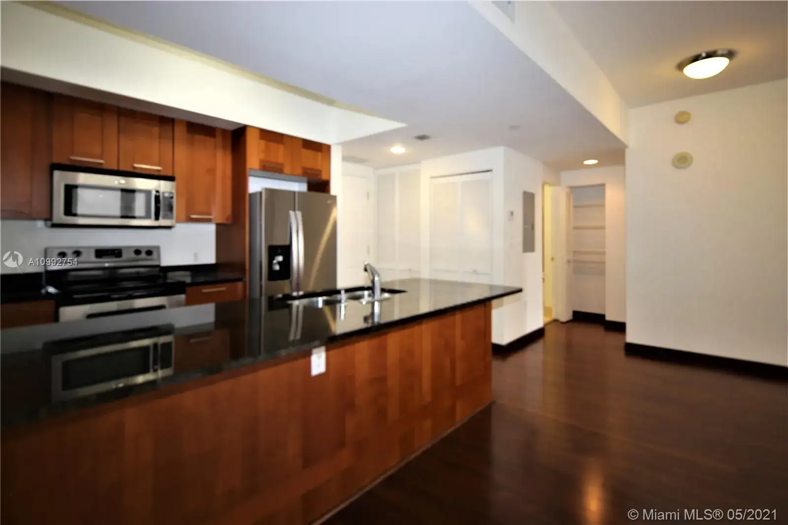 4100 Salzedo St # 411, Coral Gables FL 33146 photo 2
