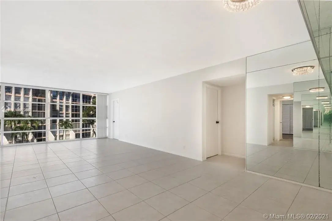 701 Three Islands Blvd # 310, Hallandale Beach FL 33009