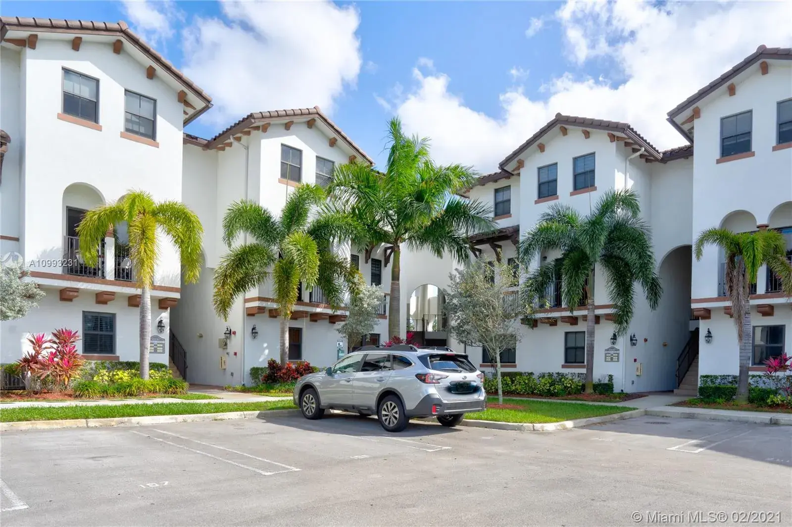 10630 NW 88th St # 211, Doral FL 33178