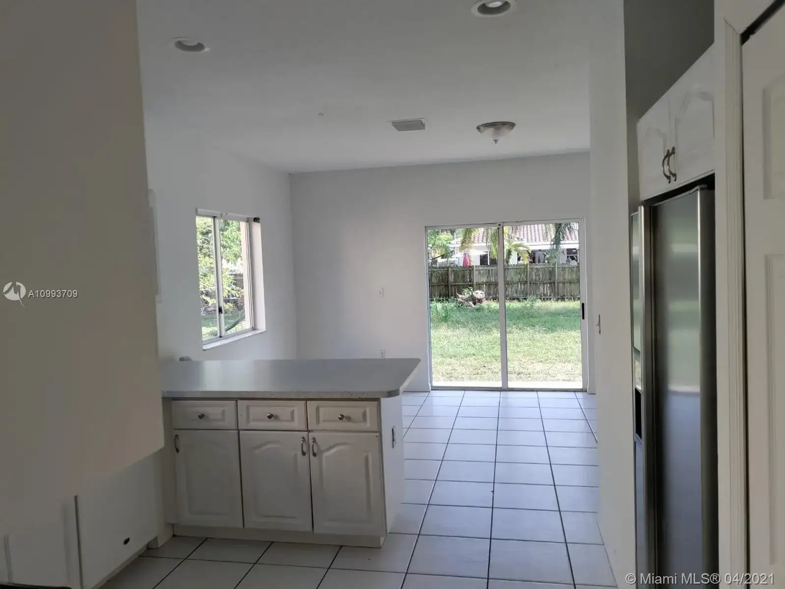 833 SW 6th St, Florida City FL 33034 photo 3