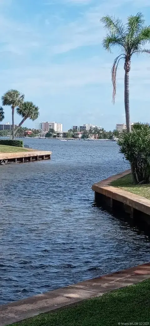 200 S Waterway Dr S # 107, Lantana FL 33462