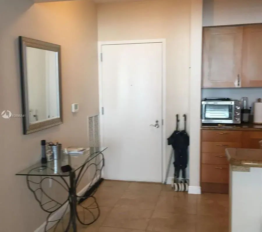 1745 E HALLANDALE BEACH BL # 1105W, Hallandale Beach FL 33009