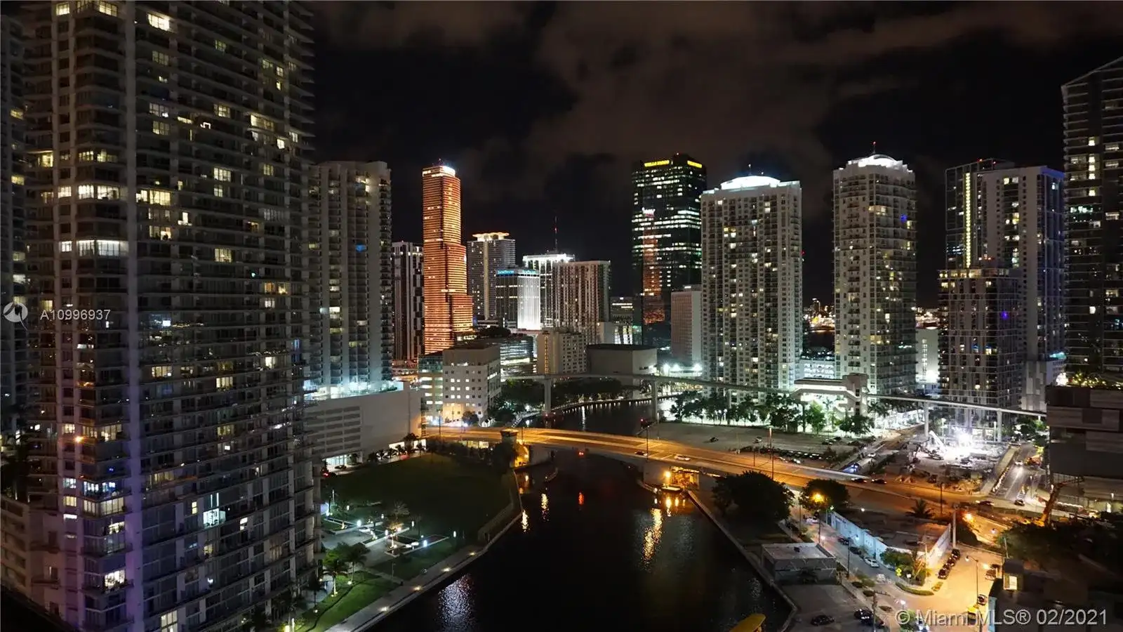 690 SW 1st Ct # 2308, Miami FL 33130 photo 2