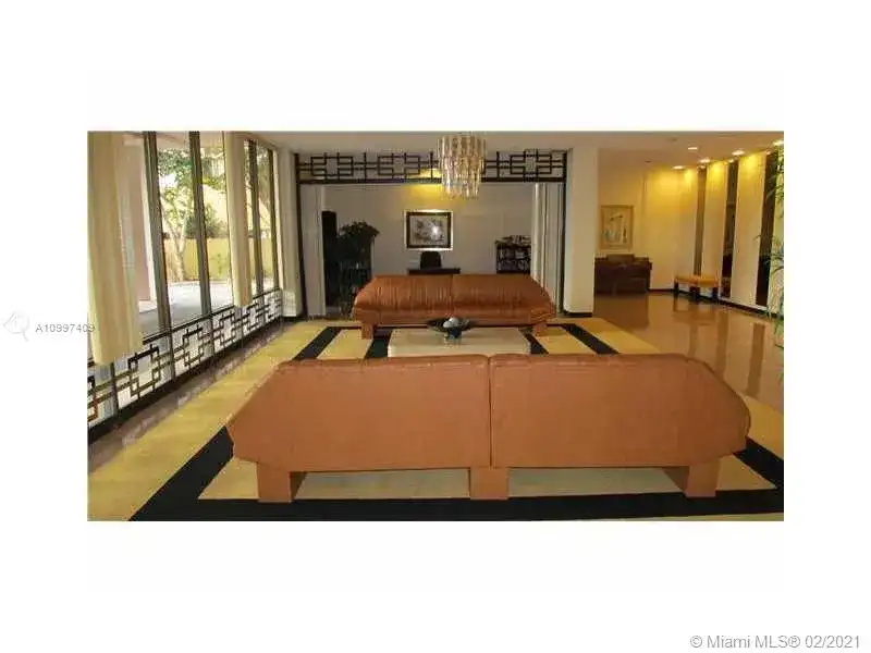 137 Golden Isles Dr # 611, Hallandale Beach FL 33009 photo 3