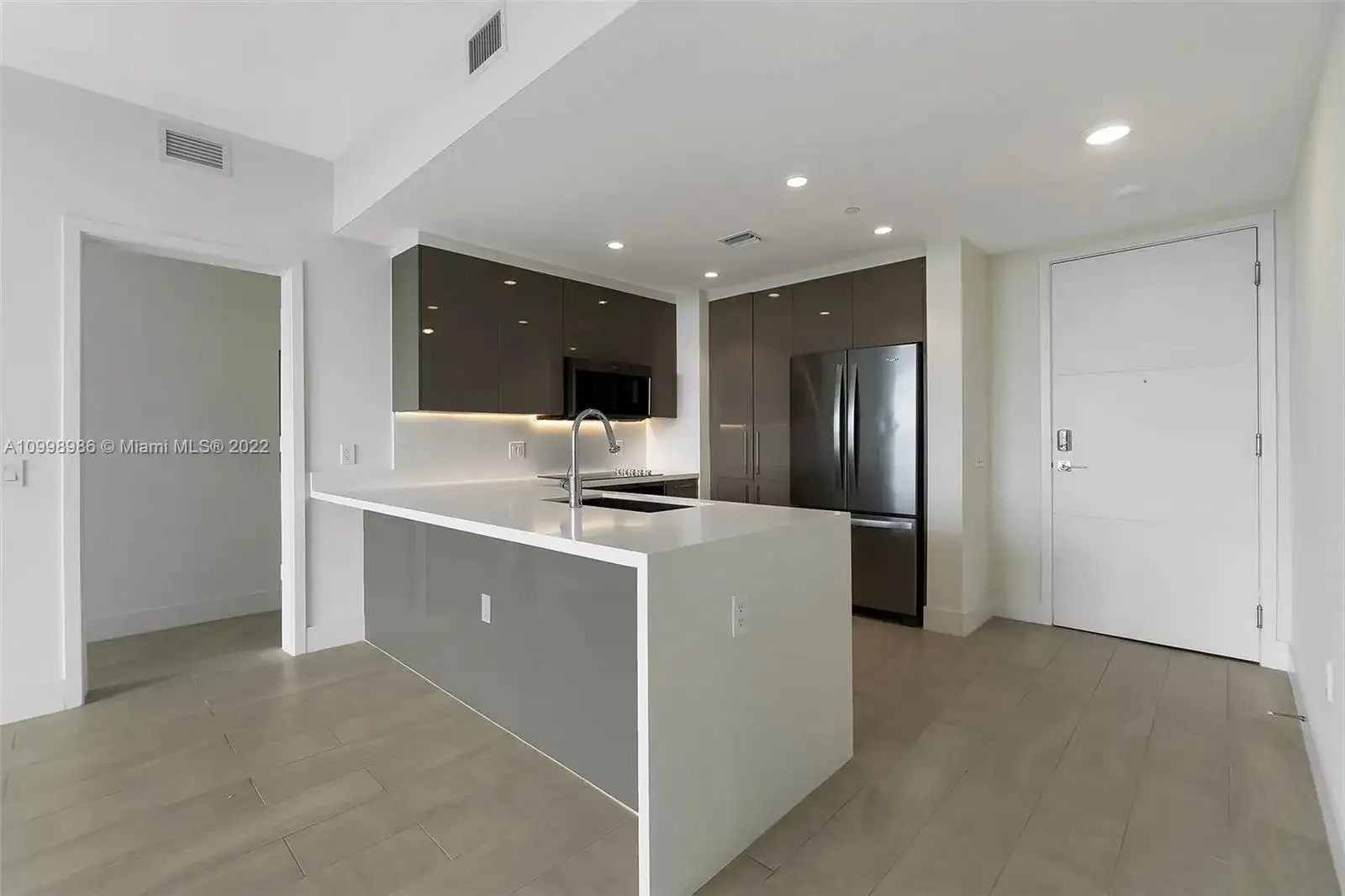2000 Metropica Way # 407, Sunrise FL 33323 photo 4