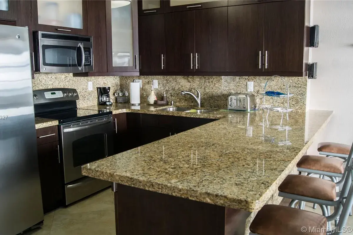 3725 S Ocean Dr # 723, Hollywood FL 33019
