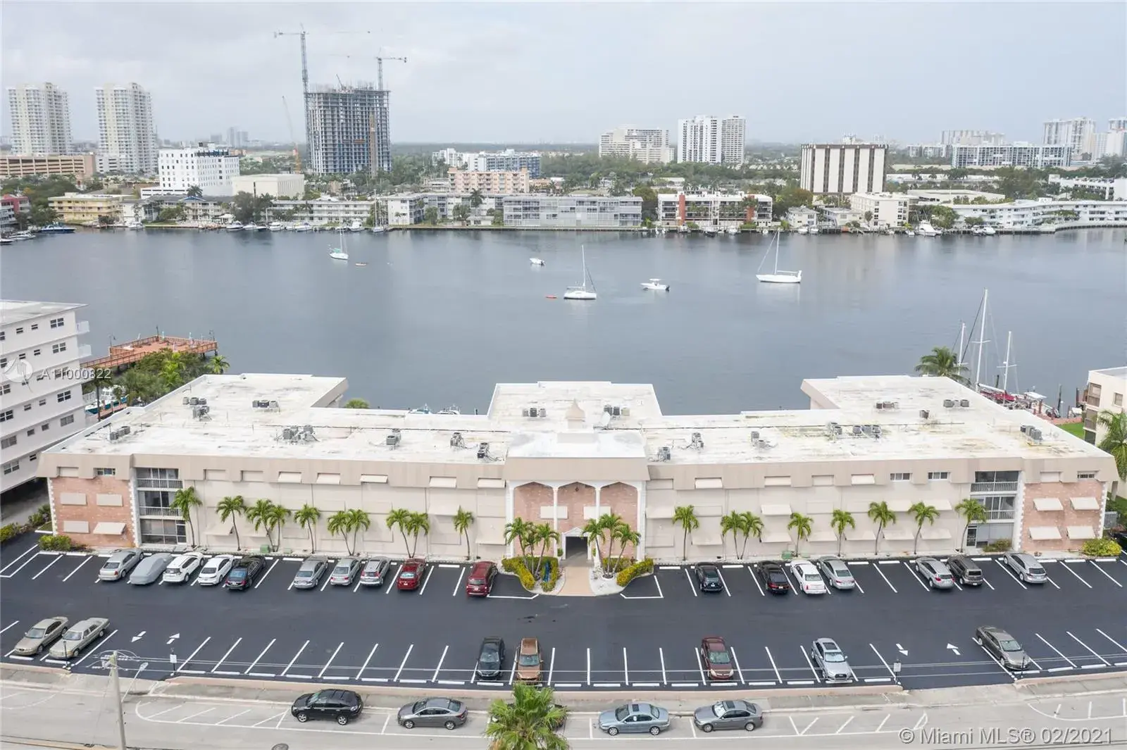 300 Golden Isles Dr # 109, Hallandale Beach FL 33009