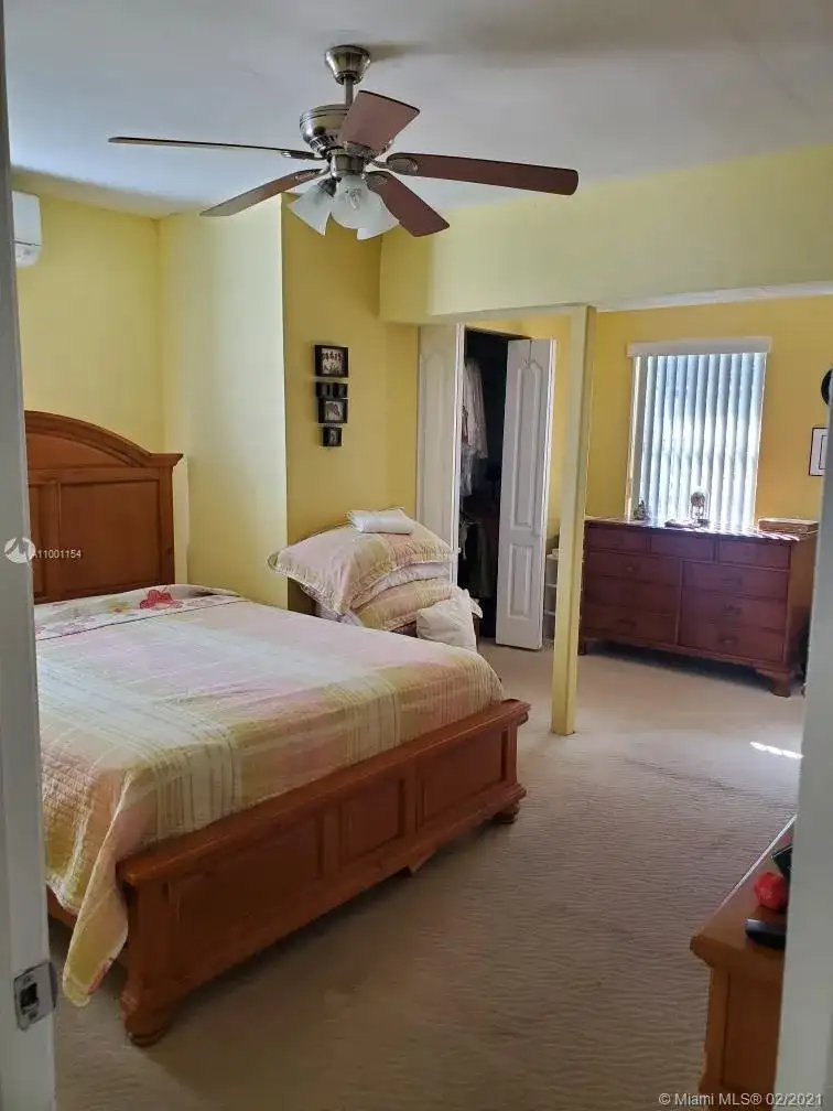 1501 NE 154th Ter, North Miami Beach FL 33162 photo 5