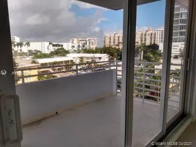 888 Intracoastal Dr # 4E, Fort Lauderdale FL 33304