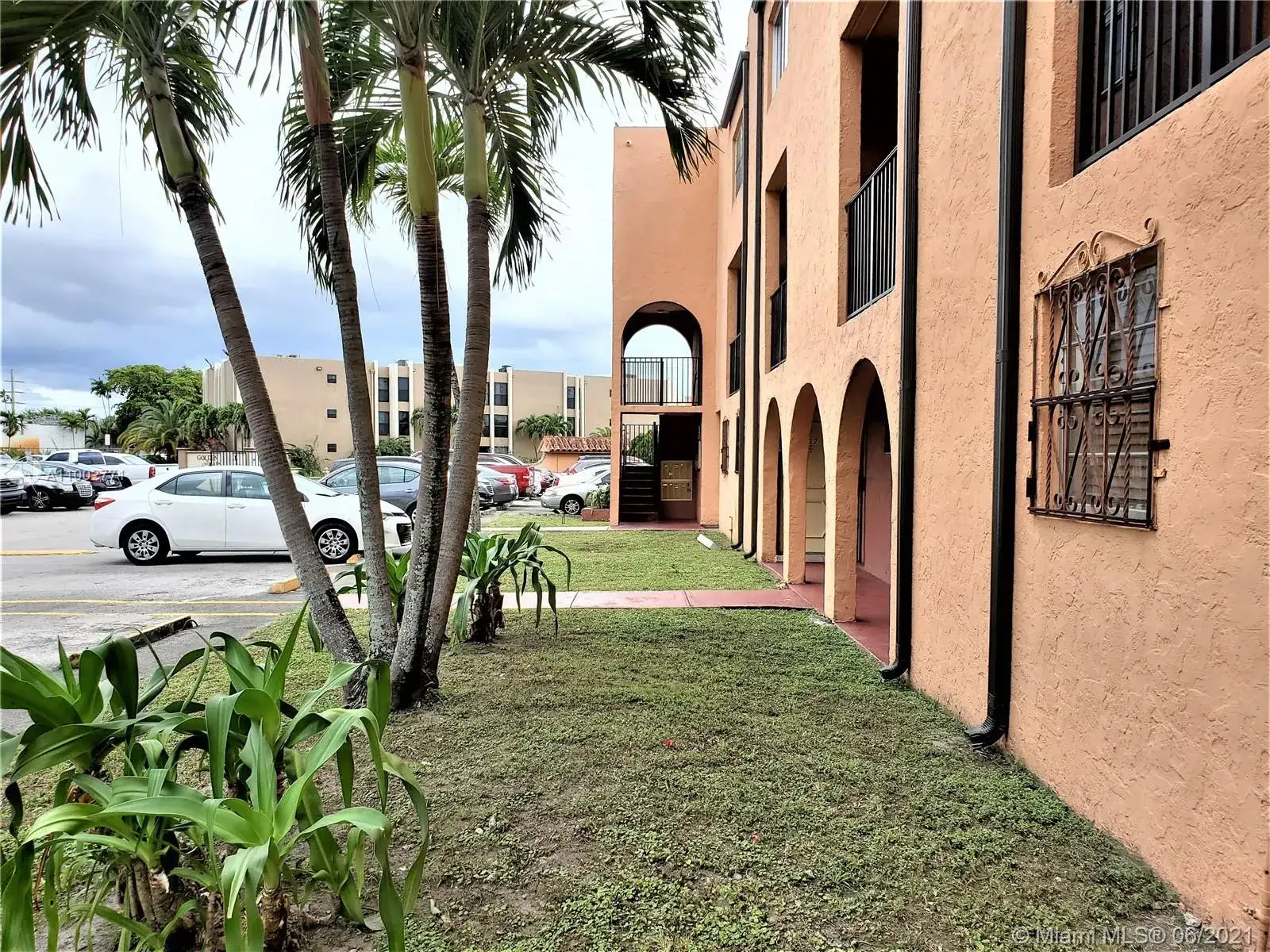 6600 W 2nd Ct # 15, Hialeah FL 33012 photo 3