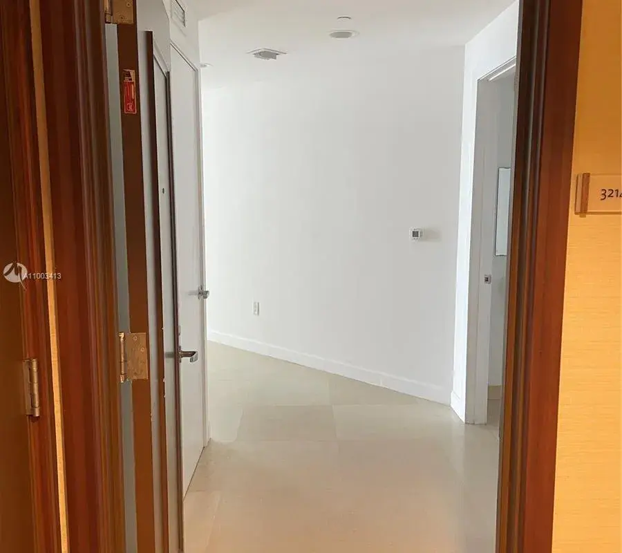1050 Brickell Ave # 3214, Miami FL 33131