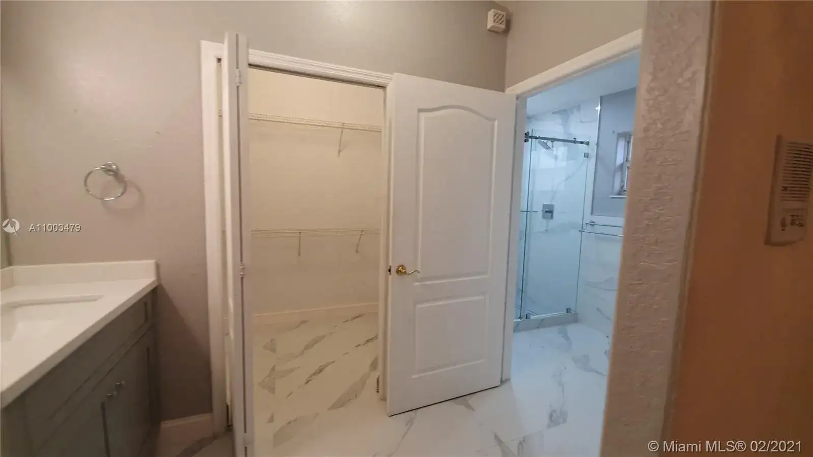 14426 NW 88th Ave, Miami Lakes FL 33018 photo 5