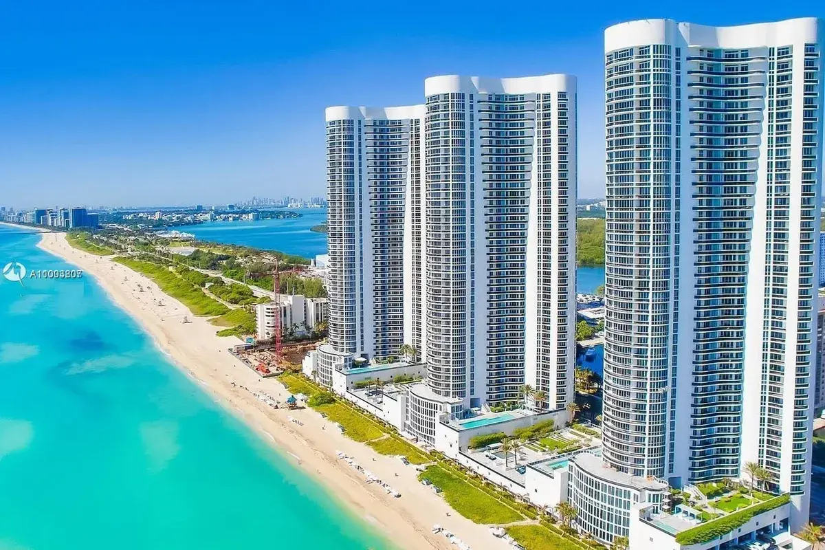 15811 Collins Ave # 2107, Sunny Isles Beach FL 33160
