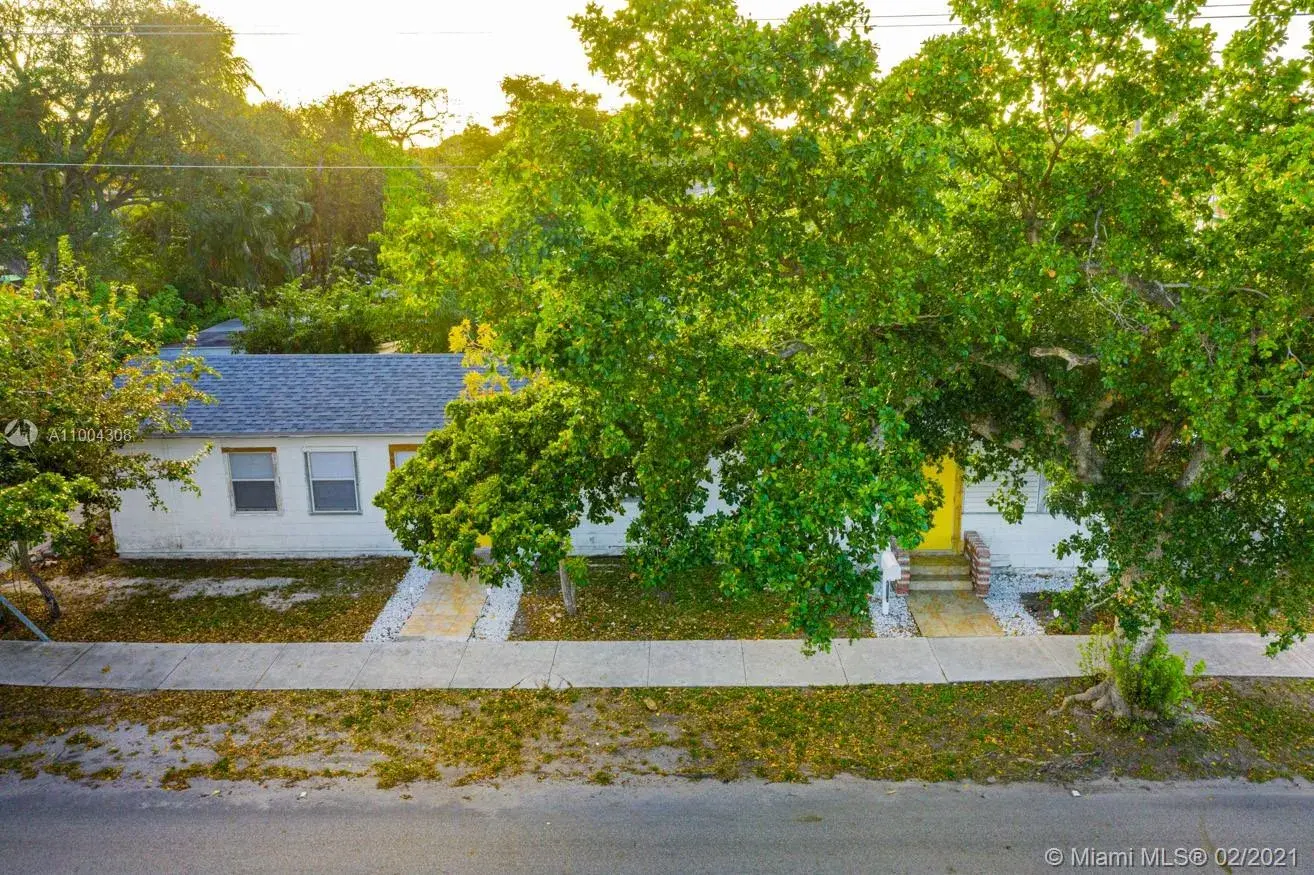 1218 N 24th Ave, Hollywood FL 33020